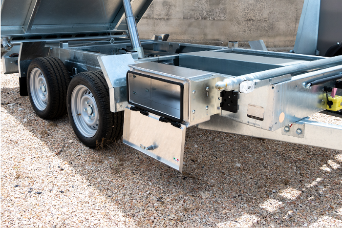 DAKEN tööriistakast 8Z1720 Z17 600X400X500mm 105l